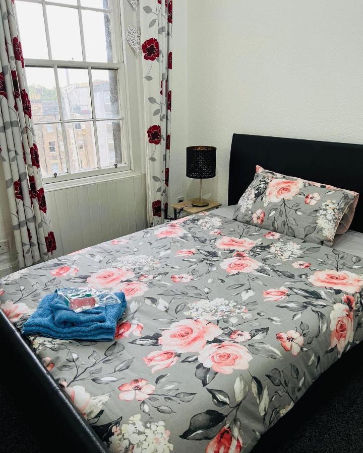 Historic Royal Mile Flat , 5Min From Waverly Railway Station Edimburgo Esterno foto